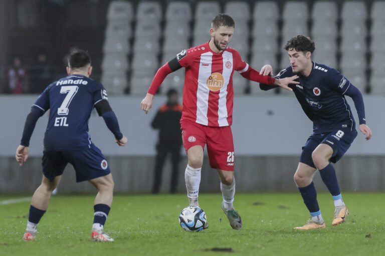 Mitglieder-Vorverkauf für Heimspiel gegen Viktoria Köln ab Donnerstag – Rot-Weiss Essen