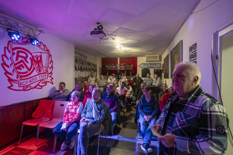 „Hüttenabend“ mit Moustier und Doumbouya – Rot-Weiss Essen