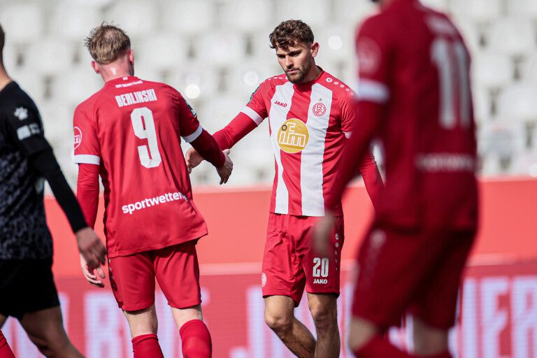 3:1! Joker stechen gegen Erstligisten – Rot-Weiss Essen