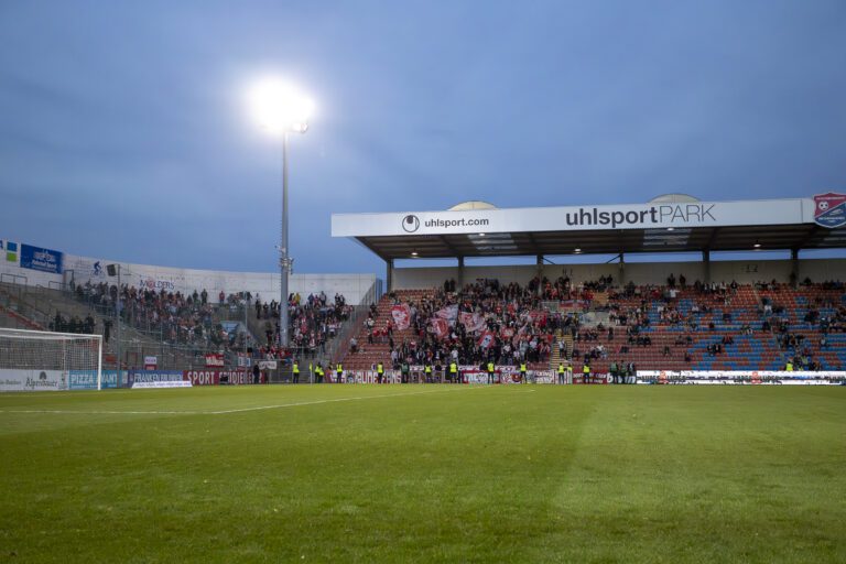 Fan-Hinweise zum Unterhaching-Auswärtsspiel – Rot-Weiss Essen