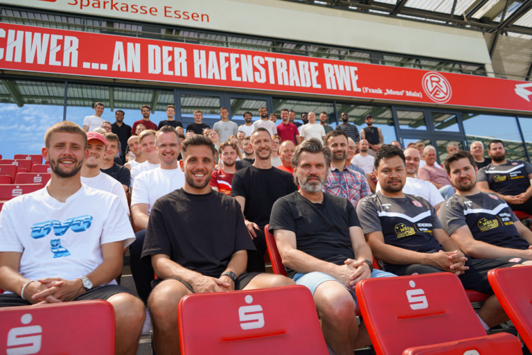 Gemeinsames Essen vor Saisonstart – Rot-Weiss Essen