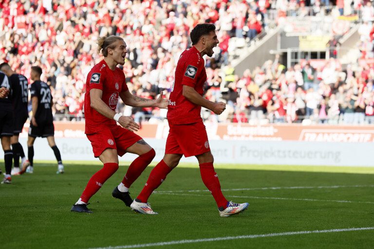 RWE siegt nach Rückstand 2:1 gegen FC Viktoria Köln – Rot-Weiss Essen