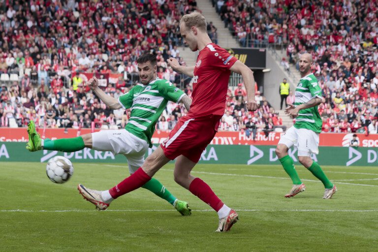 Niederrheinpokal: 1. Runde gegen Sterkrade – Rot-Weiss Essen