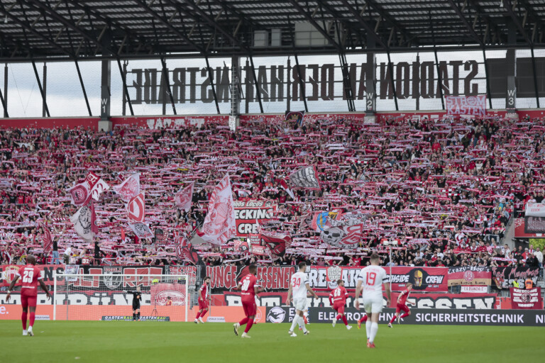 So läuft der Dauerkartenverkauf 2024/25 – Rot-Weiss Essen